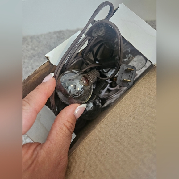 String Bulb Lights - Picture 2 of 3